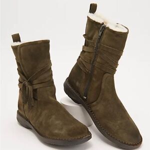 Miz Mooz Forest Green Sued Wide width Wool lined Prance ankle boots NWT